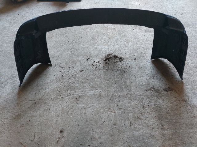 bontott VW GOLF IV Hátsó Lökhárító (Részeivel)