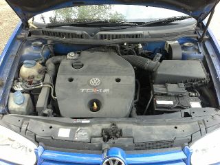 bontott VW GOLF IV Hátsó Lökhárító (Részeivel)