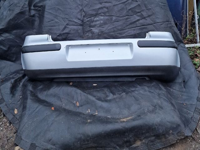 bontott VW GOLF IV Hátsó Lökhárító (Részeivel)