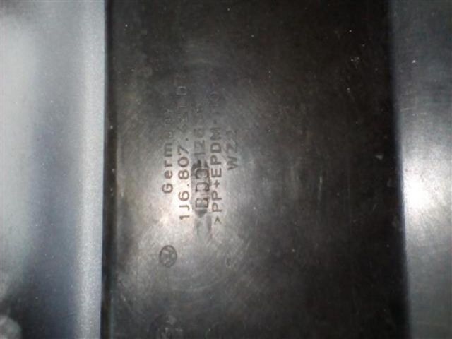 bontott VW GOLF IV Hátsó Lökhárító (Üresen)