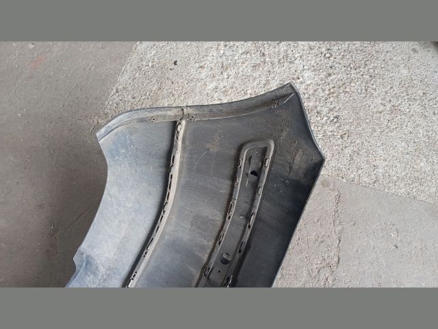 bontott VW GOLF IV Hátsó Lökhárító (Üresen)