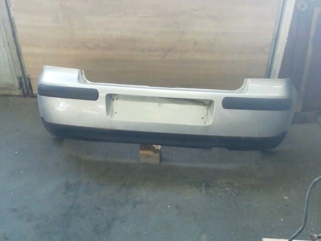 bontott VW GOLF IV Hátsó Lökhárító (Üresen)