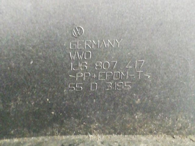 bontott VW GOLF IV Hátsó Lökhárító (Üresen)