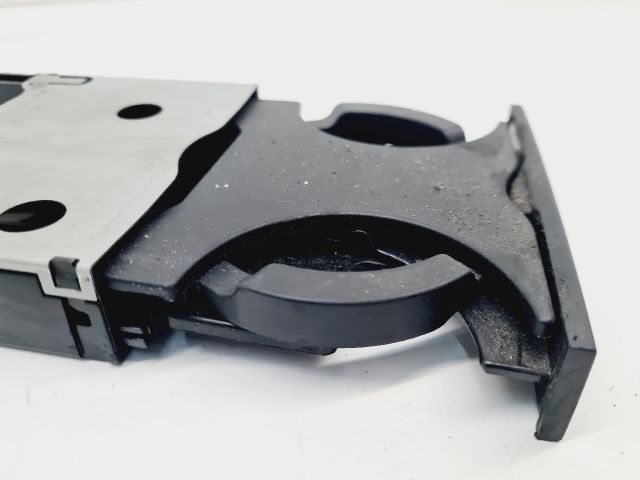 bontott VW GOLF IV Hátsó Pohártartó