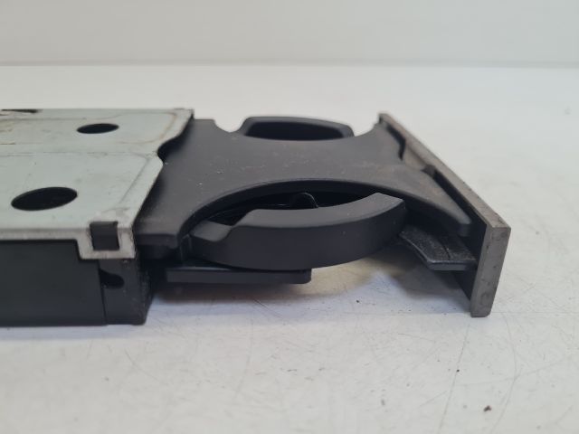 bontott VW GOLF IV Hátsó Pohártartó