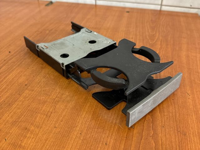 bontott VW GOLF IV Hátsó Pohártartó