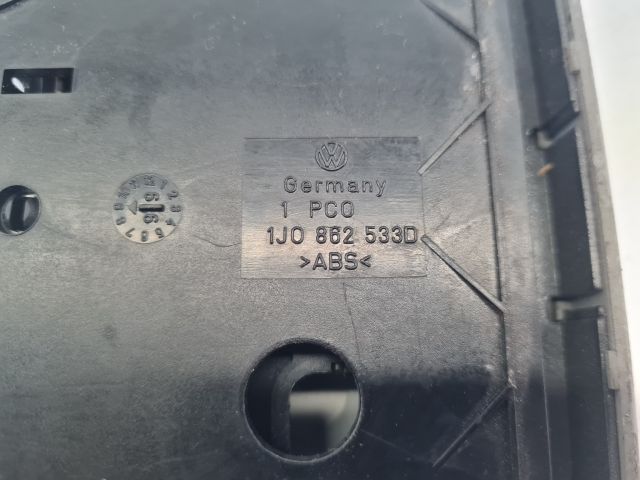 bontott VW GOLF IV Hátsó Pohártartó