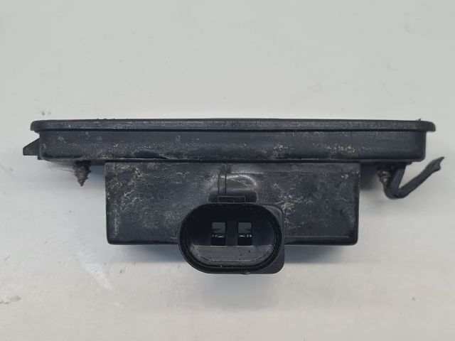 bontott VW GOLF IV Hátsó Rendszámtábla Világítás