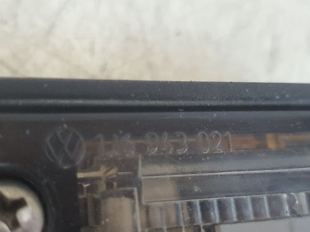 bontott VW GOLF IV Hátsó Rendszámtábla Világítás
