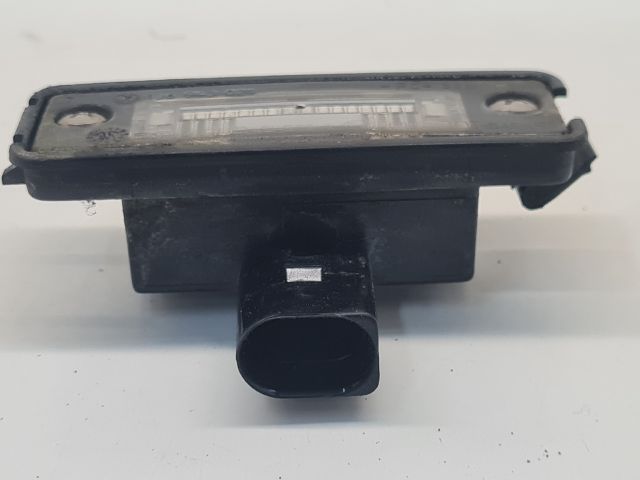 bontott VW GOLF IV Hátsó Rendszámtábla Világítás