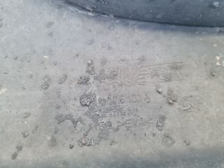 bontott VW GOLF IV Hátsó Sárvédő Gumi Pár