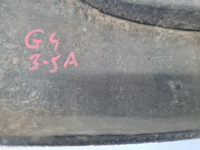 bontott VW GOLF IV Hátsó Sárvédő Gumi Pár