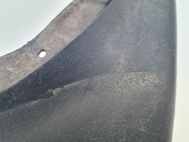 bontott VW GOLF IV Hátsó Sárvédő Gumi Pár