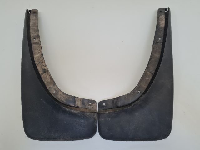 bontott VW GOLF IV Hátsó Sárvédő Gumi Pár