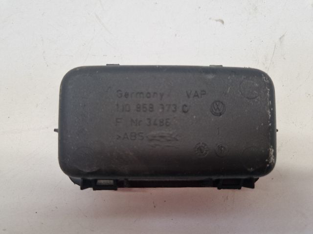 bontott VW GOLF IV Hátsó Tároló Rekesz