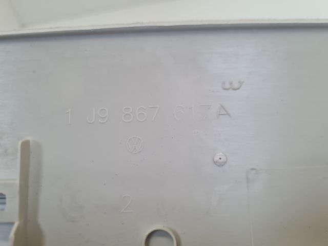 bontott VW GOLF IV Hátsó Tetőkárpit Takarófedél