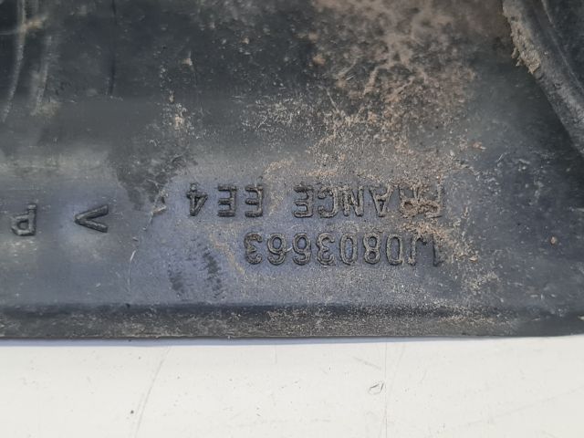 bontott VW GOLF IV Hátsó Vonószem Burkolat