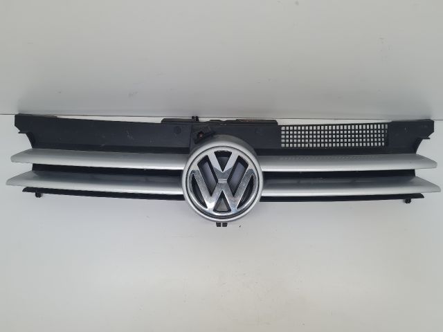 bontott VW GOLF IV Hűtőrács