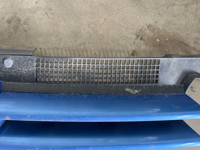 bontott VW GOLF IV Hűtőrács