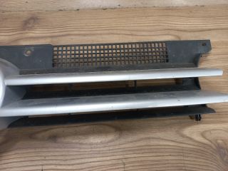 bontott VW GOLF IV Hűtőrács