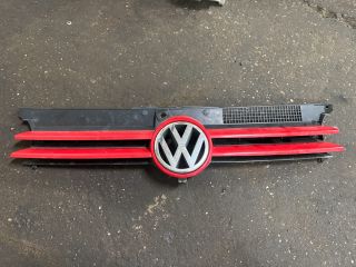 bontott VW GOLF IV Hűtőrács