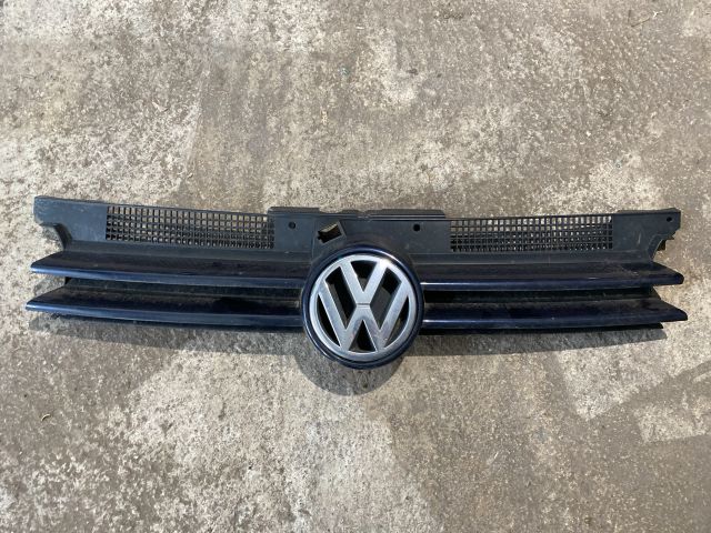 bontott VW GOLF IV Hűtőrács