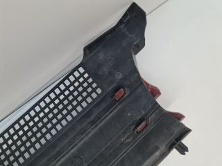 bontott VW GOLF IV Hűtőrács