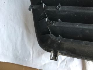 bontott VW GOLF IV Hűtőrács