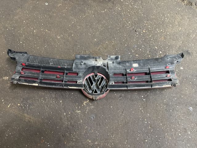 bontott VW GOLF IV Hűtőrács