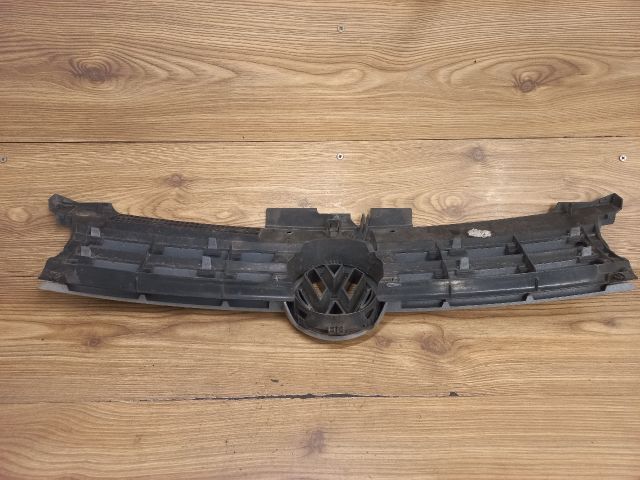 bontott VW GOLF IV Hűtőrács
