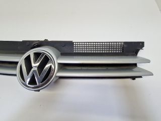 bontott VW GOLF IV Hűtőrács