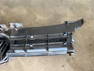 bontott VW GOLF IV Hűtőrács