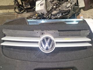 bontott VW GOLF IV Hűtőrács