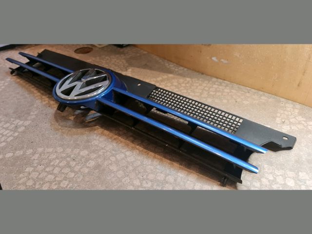 bontott VW GOLF IV Hűtőrács