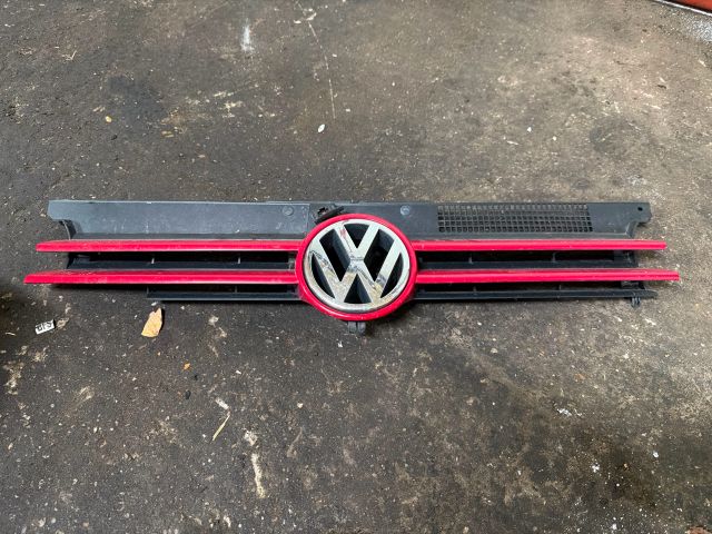 bontott VW GOLF IV Hűtőrács