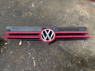 bontott VW GOLF IV Hűtőrács
