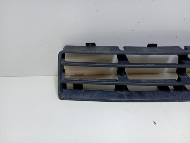 bontott VW GOLF IV Hűtőrács