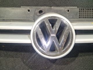 bontott VW GOLF IV Hűtőrács