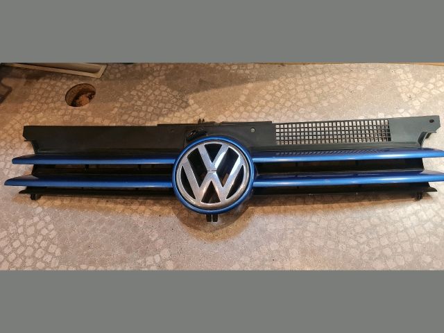 bontott VW GOLF IV Hűtőrács