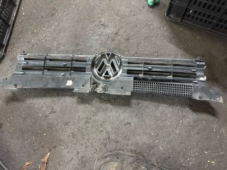 bontott VW GOLF IV Hűtőrács
