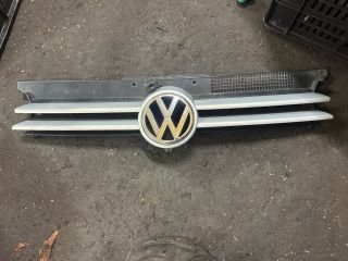 bontott VW GOLF IV Hűtőrács