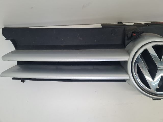 bontott VW GOLF IV Hűtőrács