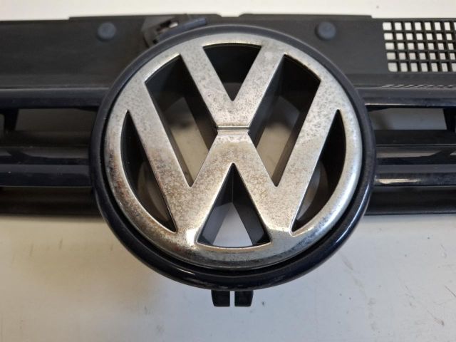 bontott VW GOLF IV Hűtőrács