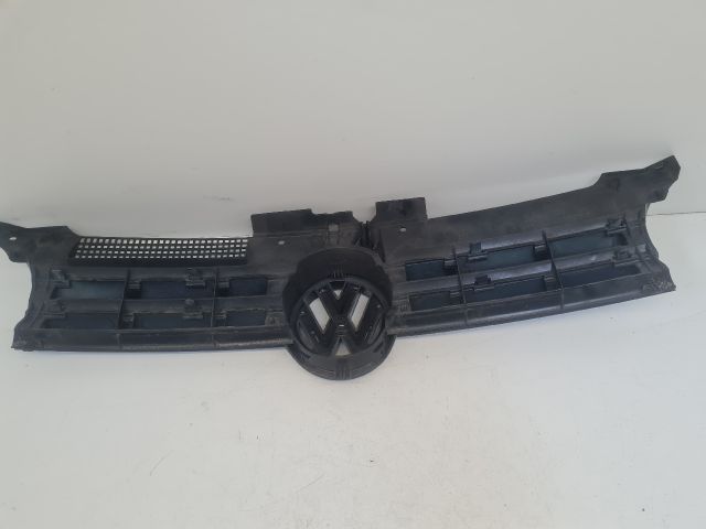 bontott VW GOLF IV Hűtőrács