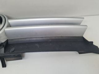 bontott VW GOLF IV Hűtőrács