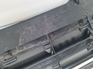 bontott VW GOLF IV Hűtőrács