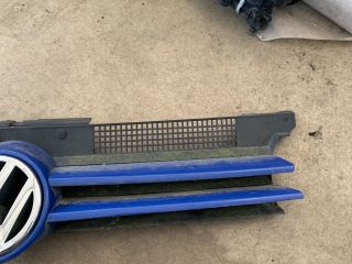 bontott VW GOLF IV Hűtőrács