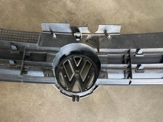 bontott VW GOLF IV Hűtőrács