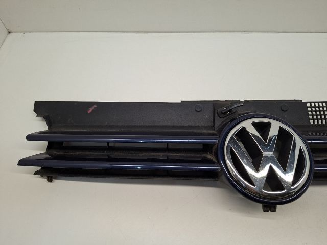 bontott VW GOLF IV Hűtőrács
