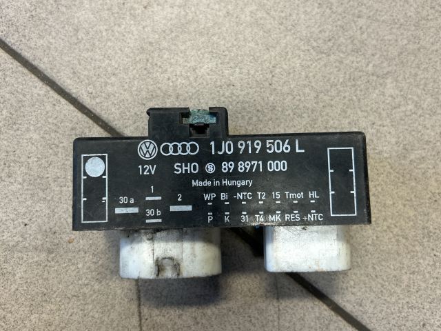 bontott VW GOLF IV Hűtőventilátor Elektronika